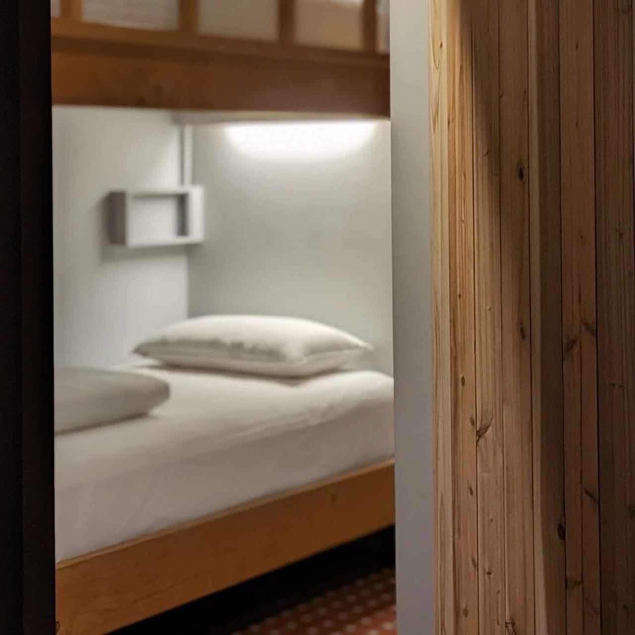 四人混合宿舍房 4-Bed Mixed Dorm